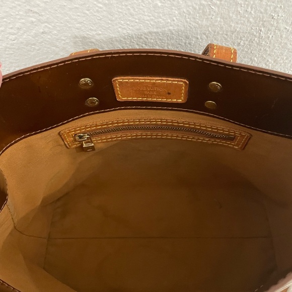 ❌SOLD❌ Louis Vuitton Monogram Brown/Bronze Vernis Reade PM Handbag - Picture 10 of 17